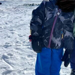 Obermeyer Kids Black and Gray Hooded Puffer Jacket